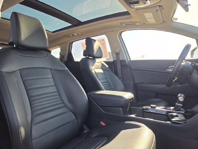 Used 2023 Kia Sportage SX FWD image 18