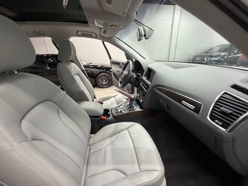 Used 2016 Audi Q5 2.0T Premium Plus AWD/4WD image 32