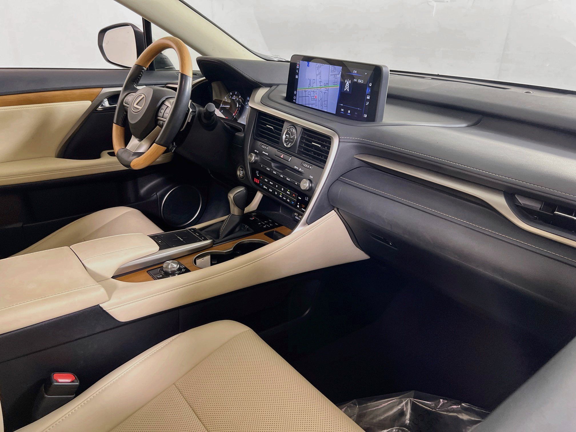 Used 2022 Lexus RX 350 FWD w/ Premium Package image 28