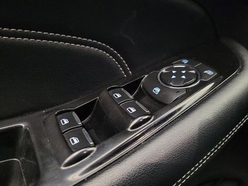 Used 2019 Ford Edge Titanium w/ Equipment Group 301A image 27