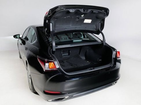 Used 2022 Lexus ES 350 Ultra Luxury image 7