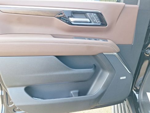 New 2026 Chevrolet Tahoe High Country image 17