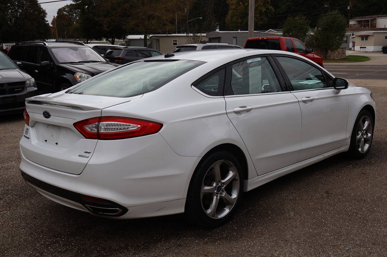 Used 2013 Ford Fusion SE FWD image 8