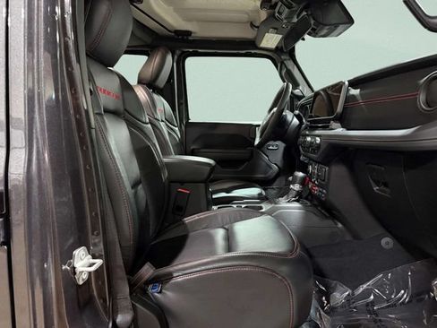 Used 2024 Jeep Wrangler Unlimited Rubicon w/ XTREMEE 35" Tire Package AWD/4WD image 27