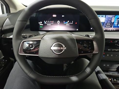 Used 2026 Nissan Murano SV image 19