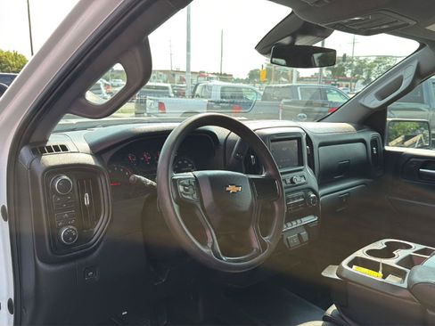 Used 2024 Chevrolet Silverado 2500 W/T w/ WT Convenience Package AWD/4WD image 10
