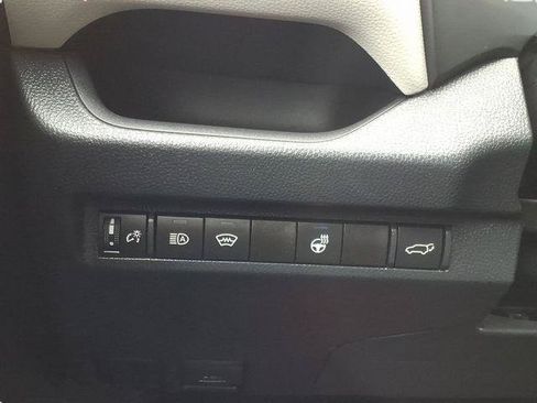 Certified 2024 Toyota RAV4 XLE w/ Convenience Package AWD/4WD image 8