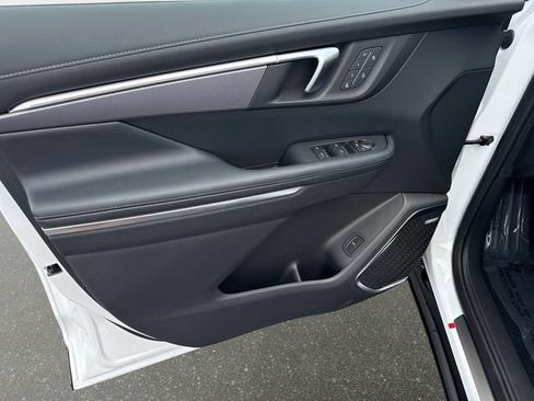 New 2026 Buick Enclave Sport Touring w/ Power Package FWD image 17