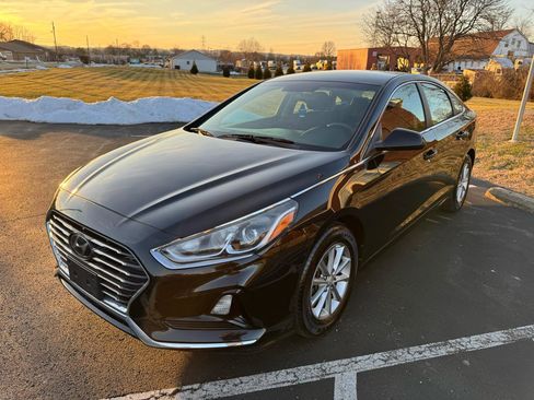 Used 2019 Hyundai Sonata SE image 2