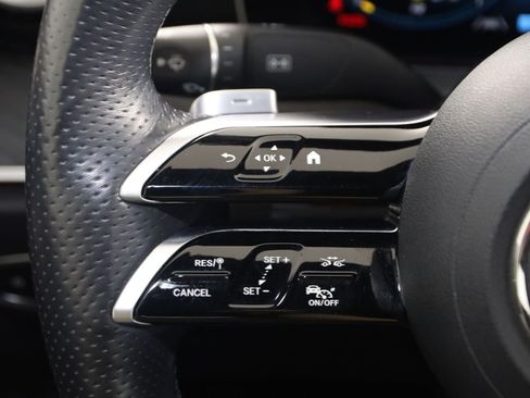 Used 2023 Mercedes-Benz E 450 Cabriolet w/ AMG Line image 54