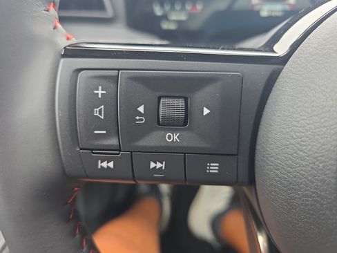 New 2026 Nissan Kicks SR FWD image 10