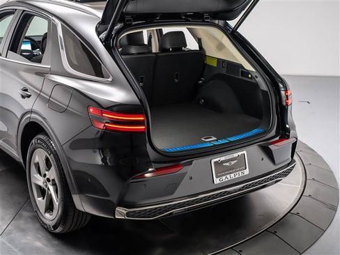 New 2026 Genesis GV70 2.5T Advanced AWD/4WD image 10