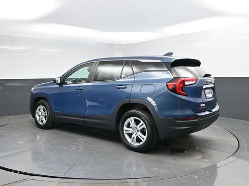 Used 2024 GMC Terrain SLE AWD/4WD image 7