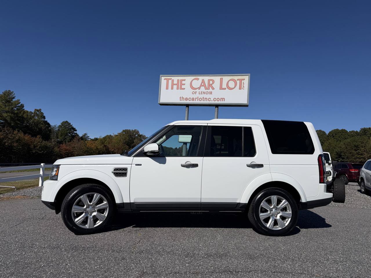 Used 2015 Land Rover LR4 HSE AWD/4WD image 1