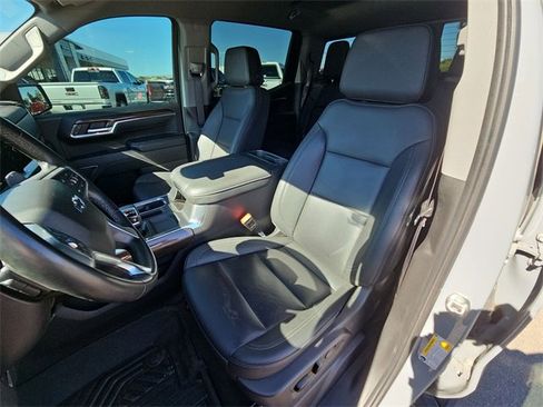 Used 2024 Chevrolet Silverado 1500 LT Trail Boss w/ LT Trail Boss Premium Package image 15