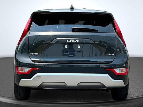 Used 2026 Kia Niro LX FWD image 4