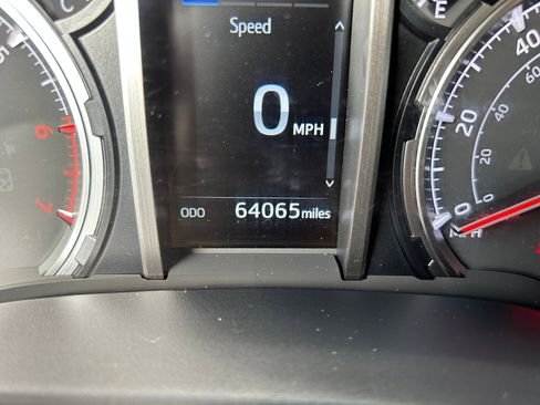 Used 2023 Toyota 4Runner Limited image 16