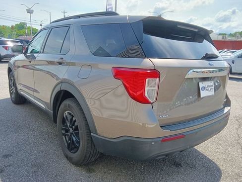 Certified 2021 Ford Explorer XLT AWD/4WD image 5