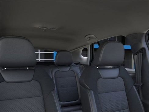 New 2025 Chevrolet Trax LT w/ Driver Confidence Package image 24