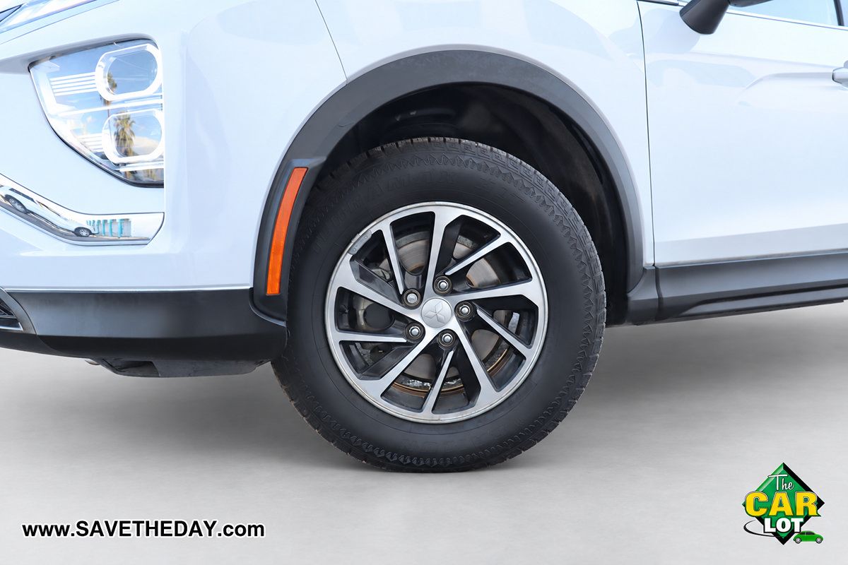 Used 2024 Mitsubishi Eclipse Cross ES AWD/4WD image 3