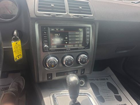 Used 2013 Dodge Challenger R/T RWD image 13