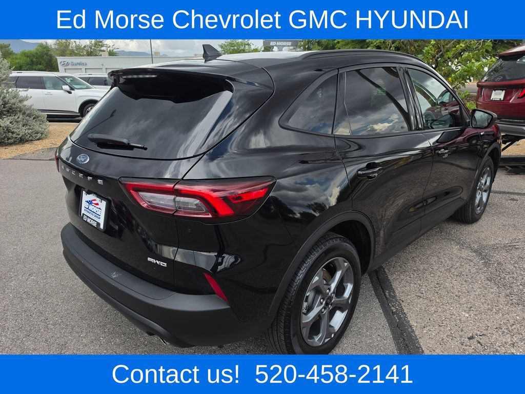Used 2025 Ford Escape ST-Line AWD/4WD image 5