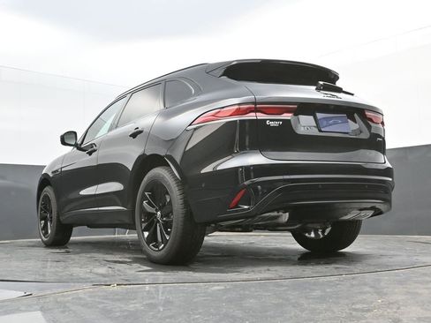 Used 2026 Jaguar F-PACE R-Dynamic S image 39