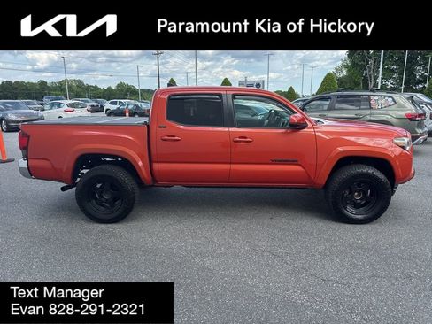 Used 2018 Toyota Tacoma SR5 image 8
