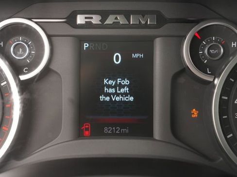 Used 2025 RAM 2500 Big Horn AWD/4WD image 25