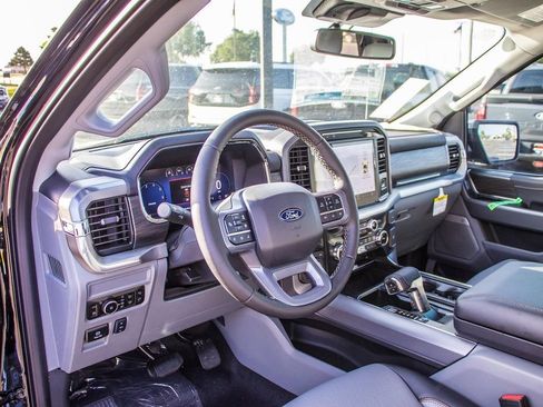 Used 2025 Ford F150 Lariat w/ Equipment Group 501A Mid AWD/4WD image 31