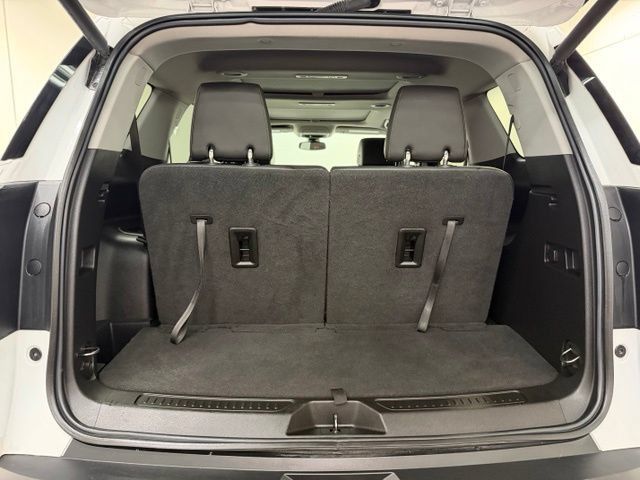 Used 2023 GMC Acadia AT4 w/ GMC Pro Grade Package AWD/4WD image 34