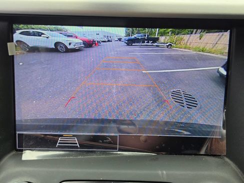 Used 2023 GMC Acadia SLE w/ Driver Convenience Package AWD/4WD image 26
