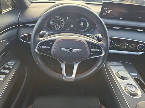 Used 2022 Genesis GV70 2.5T w/ Sport Prestige Package image 16