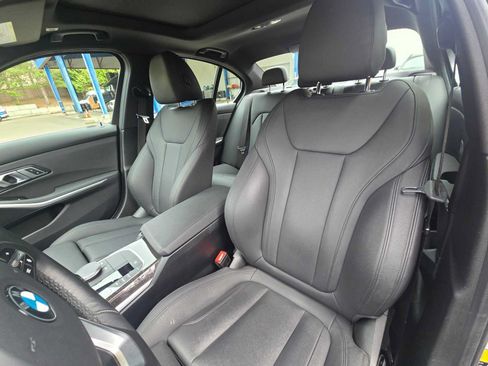 Used 2020 BMW 330i xDrive Sedan w/ Premium Package AWD/4WD image 22