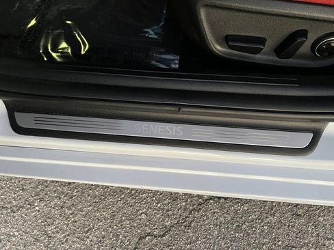 Used 2023 Genesis G70 2.0T w/ Sport Prestige Package image 11