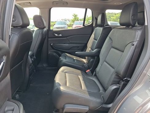 Used 2019 GMC Acadia SLT AWD/4WD image 18