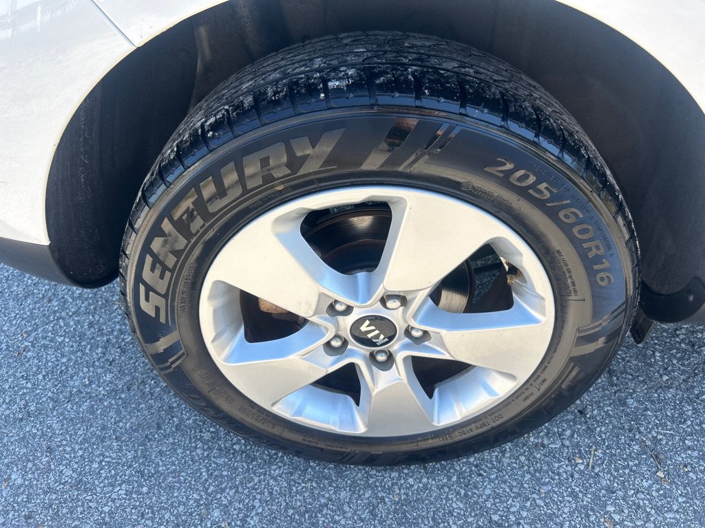 Used 2019 Kia Soul FWD image 19