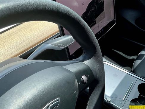 Used 2023 Tesla Model 3 Standard Range RWD image 14