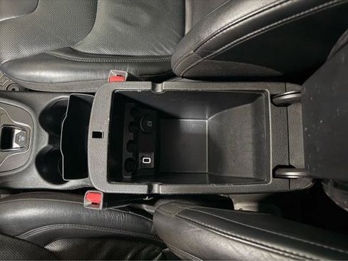 Used 2019 Jeep Cherokee Limited AWD/4WD image 22