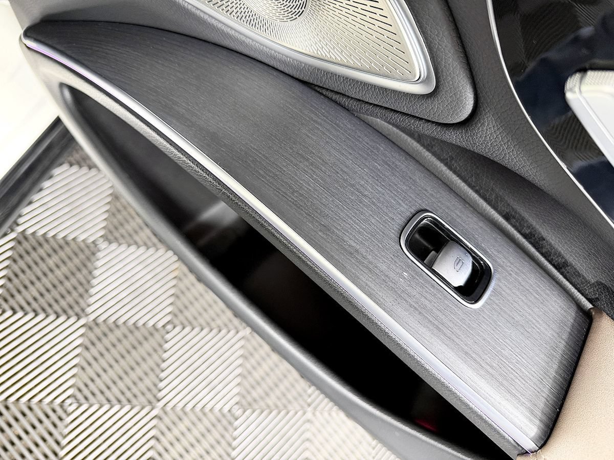Used 2022 Mercedes-Benz EQS 580 4MATIC Sedan image 49