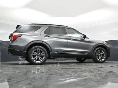 New 2026 Ford Explorer Active w/ Active Comfort Package AWD/4WD image 60