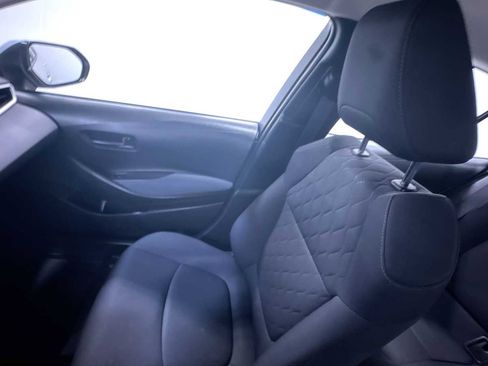 Used 2022 Toyota Corolla LE image 35