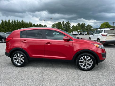 Used 2015 Kia Sportage LX FWD image 3