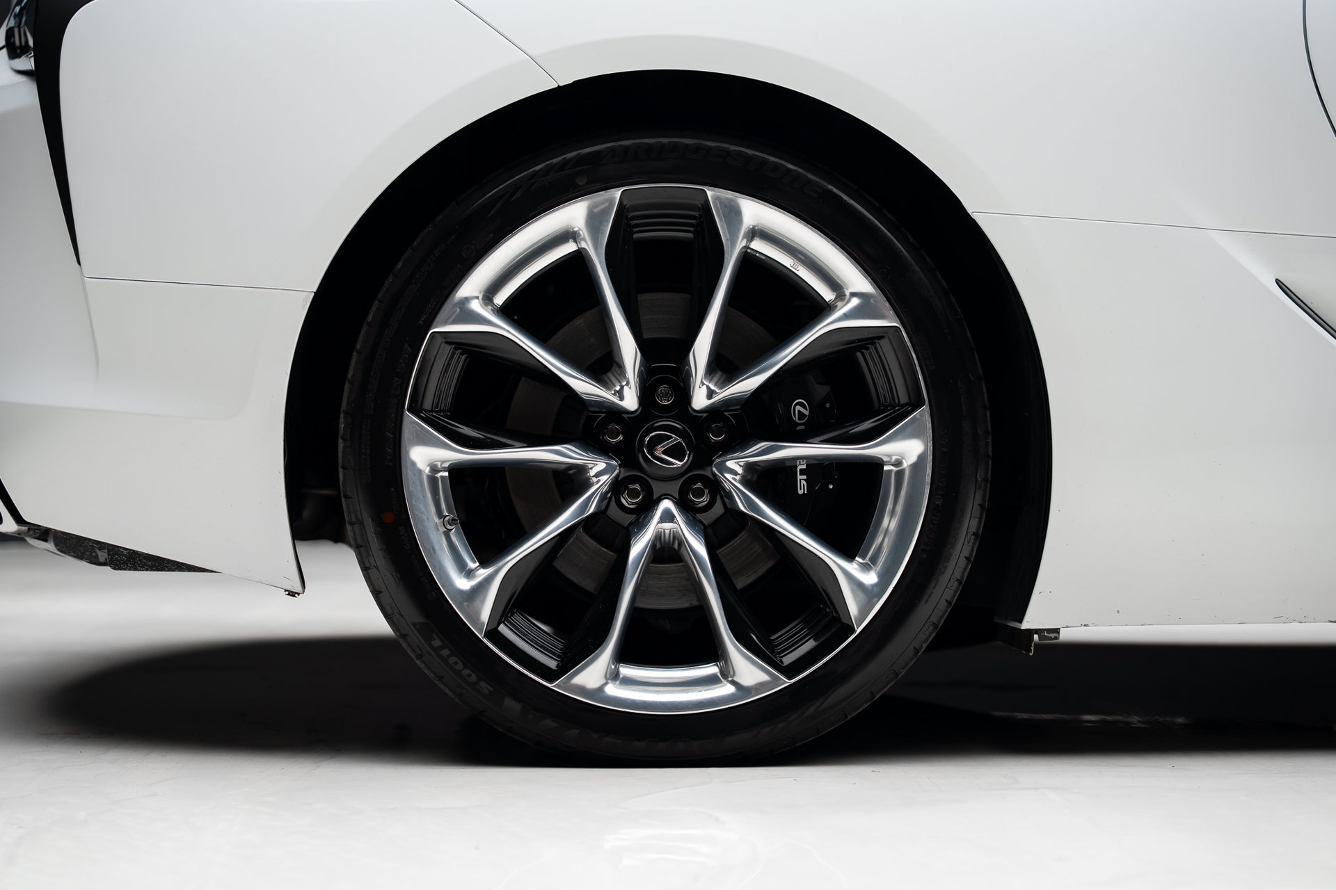 Used 2021 Lexus LC 500 Convertible w/ Touring Package RWD image 38