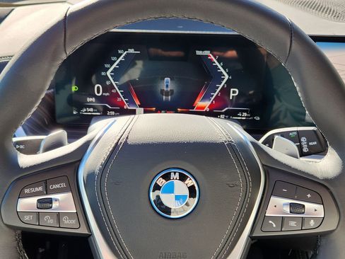 New 2026 BMW X5 xDrive50e image 12