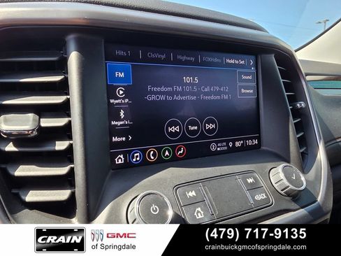 Used 2023 GMC Acadia AT4 w/ Technology Package AWD/4WD image 15