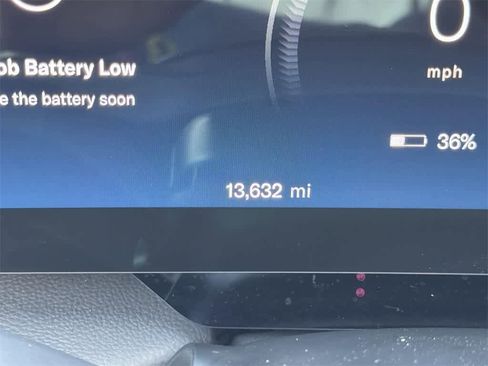 Used 2024 Lucid Air Touring image 20