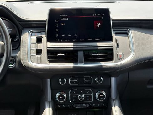 Used 2022 GMC Yukon SLT w/ SLT Premium Package AWD/4WD image 25