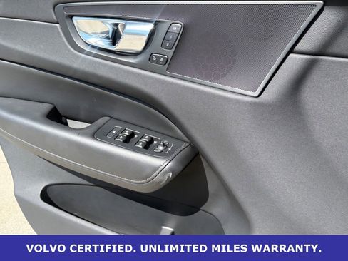 Certified 2025 Volvo XC60 B5 Core AWD/4WD image 26
