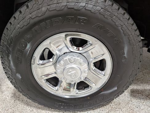 Used 2019 RAM 2500 Tradesman AWD/4WD image 11